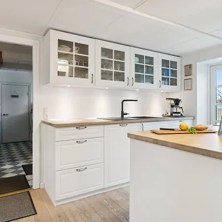 Elvira - 300m From The Sea By Interhome Feriehus